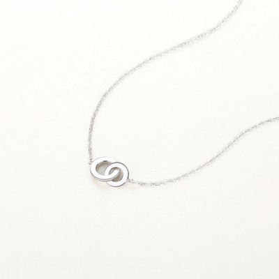 925 Sterling Silver Simple Interlock Necklace